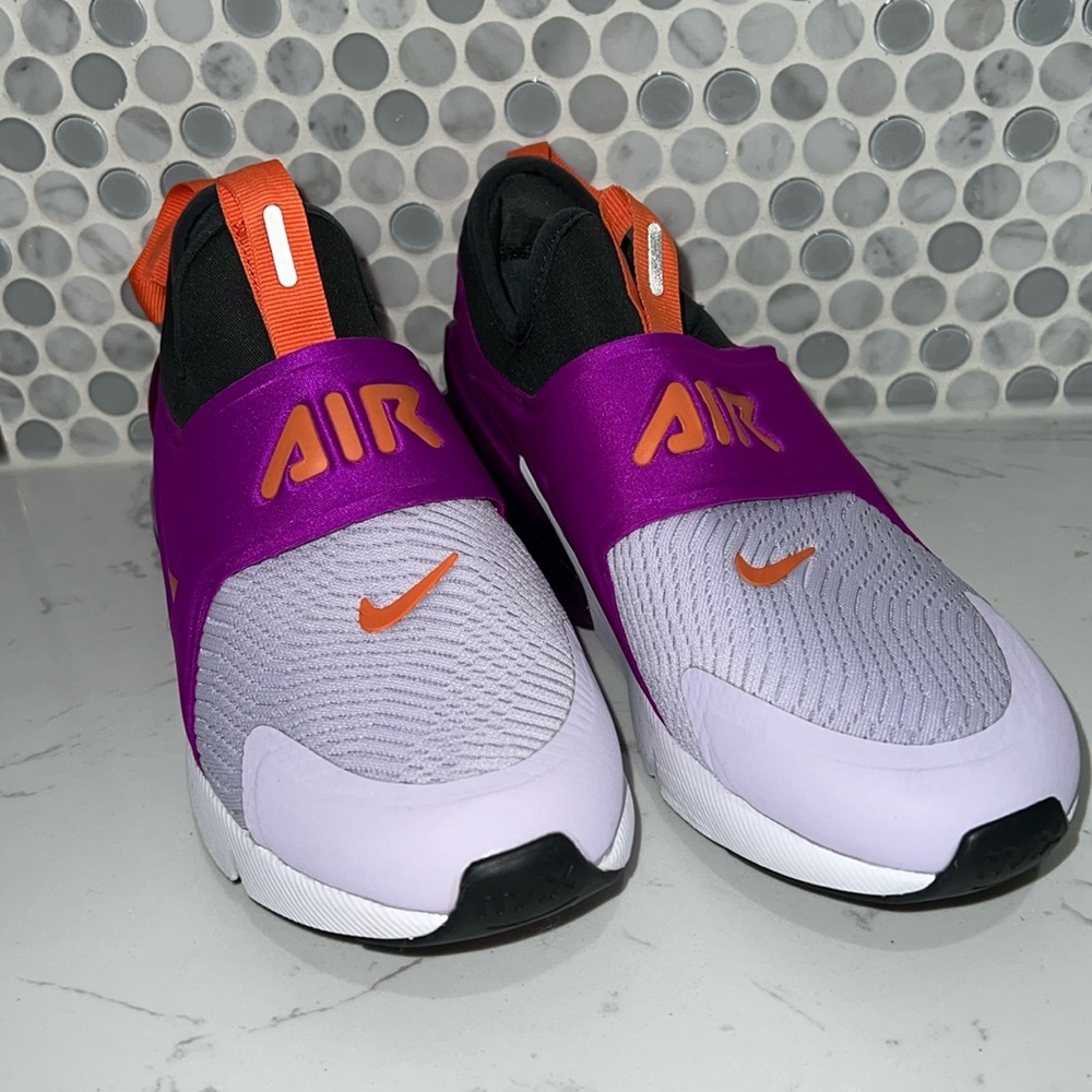 NWOT Nike air max 270